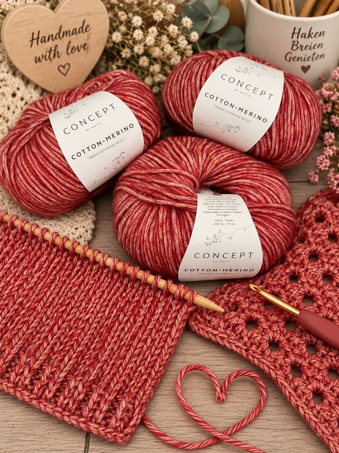 Katia Cotton-Merino Luxe zachtheid voor breien en haken.